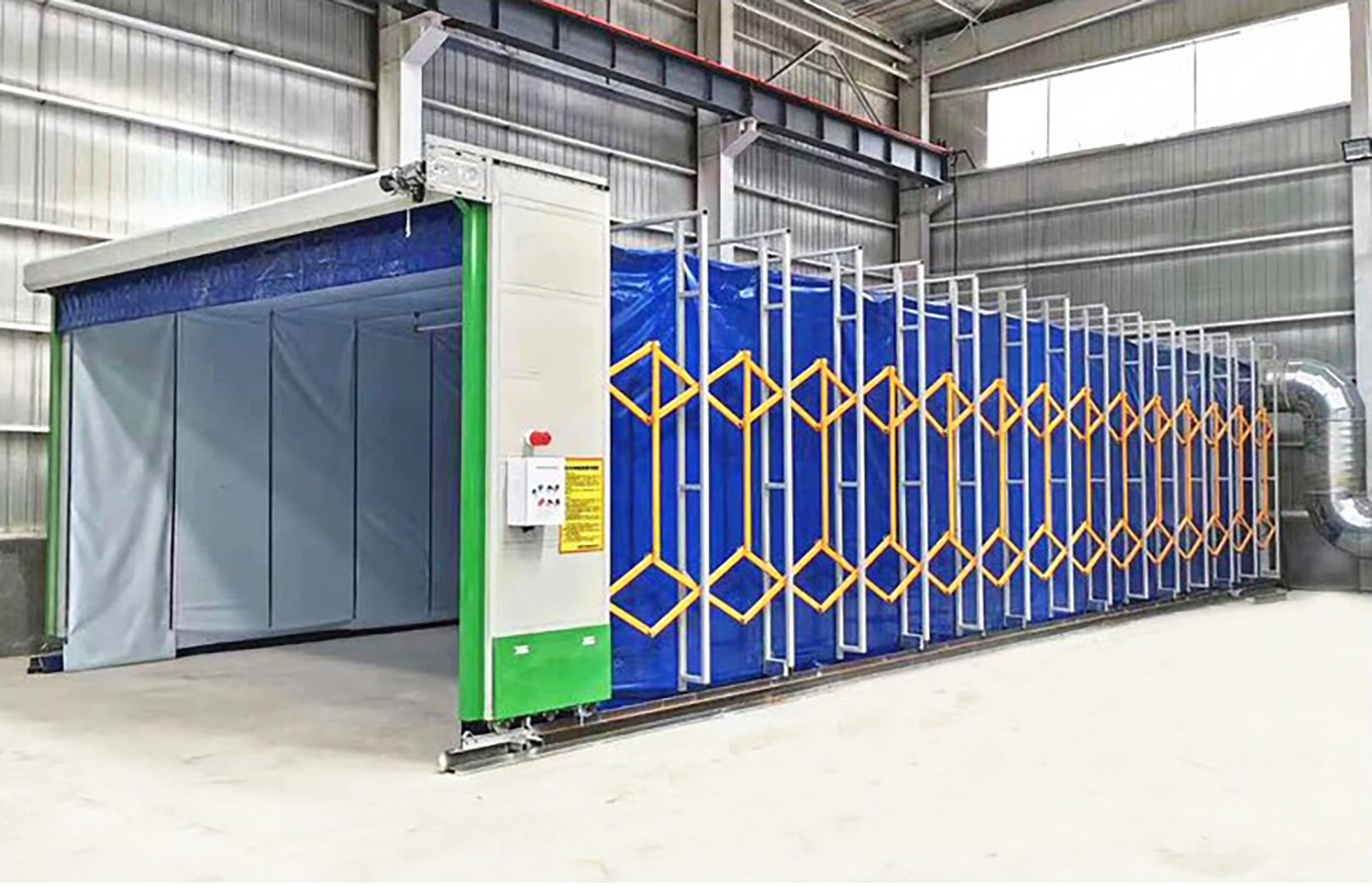 What are the installation steps for a telescopic spray booth?